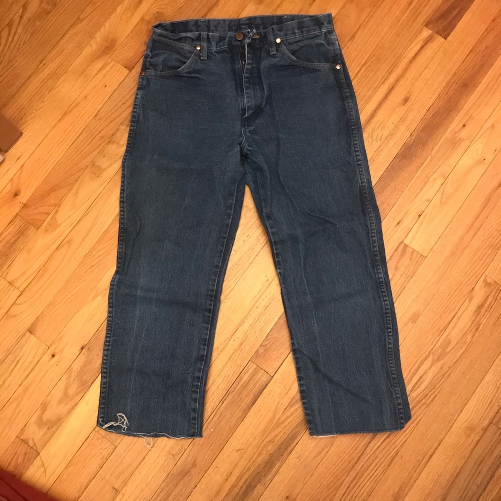 Wrangler Mid Rise Straight Leg Jeans